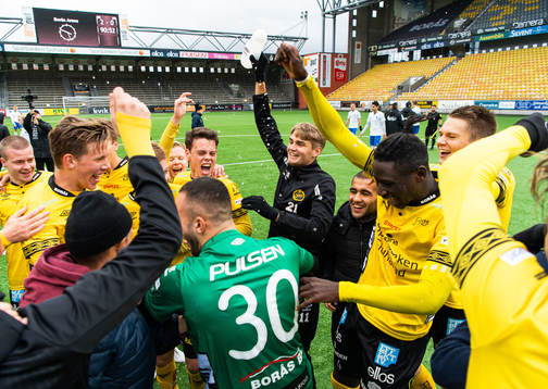 Elfsborgs spelare jublar