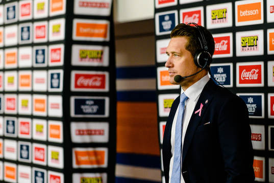 Växjös tränare Sam Hallam