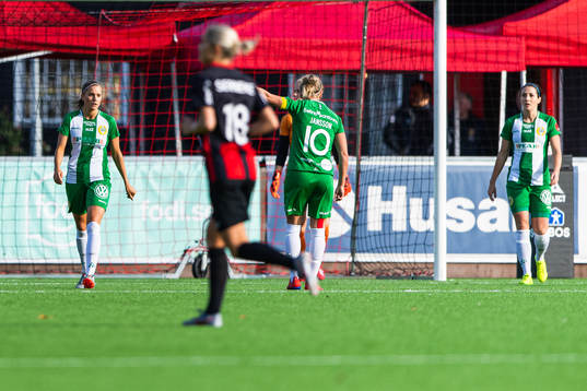 Hammarbys Joona Toivio, Emma Jansson och Helén Eke deppar