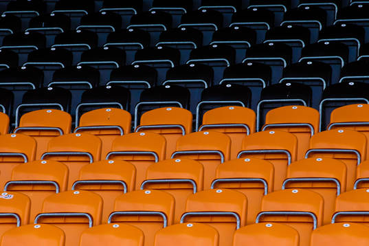 Stolar på huvudläraren på Solid Park Arena