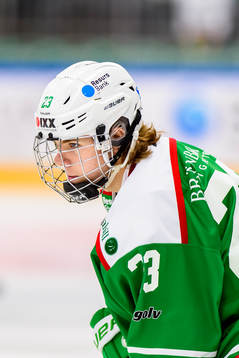 Rögles  Calle Spaberg Olsen innan ishockeymatchen i SHL