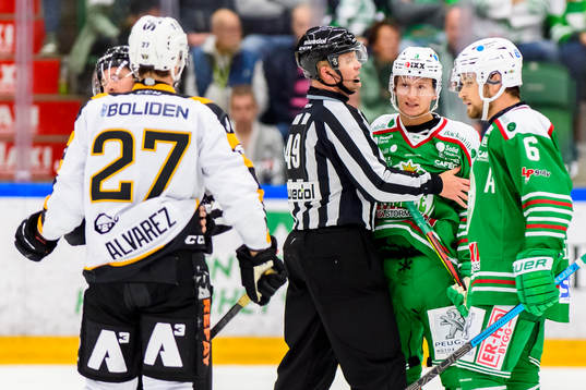 Skellefteås Robin Alvarez och Rögles Daniel Bertov