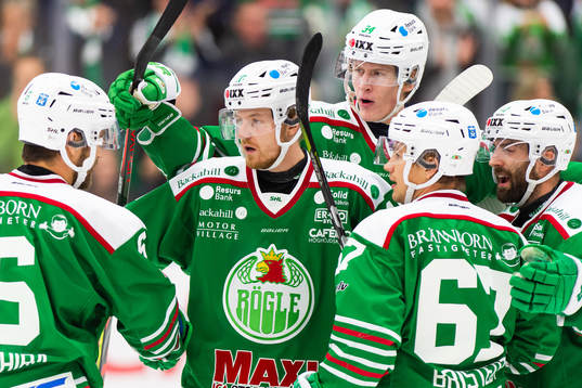 Rögles Nick Sörensen jublar