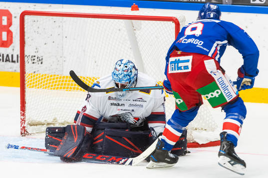Oskarshamns Simon Després gör 3-2 på Linköpings