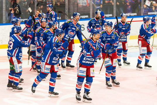 Oskarshamns spelare jublar