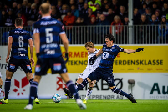 Yann-Erik Randa Bahezre de Lanlay of Rosenborg and Bent
