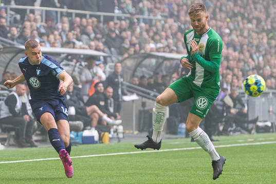 Malmö FFs Felix Beijmo och Hammarbys Dennis Widgren