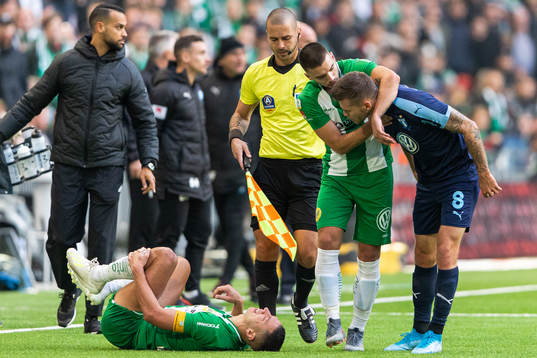 Malmö FFs Arnór Traustason reagerar på Hammarbys Nikola