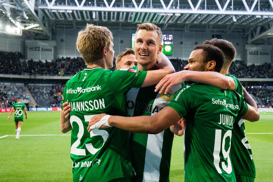 Hammarbys Richard Magyar jublar