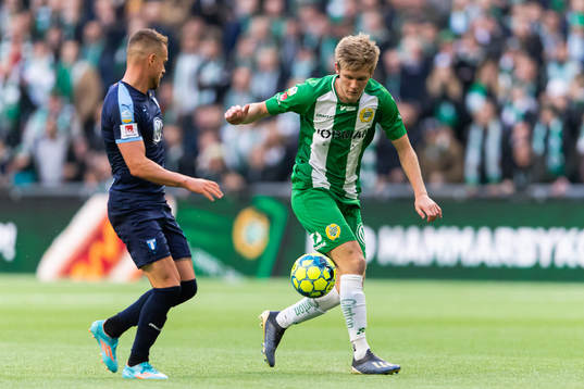 Malmö FFs Eric Larsson och Hammarbys Aron Johannsson