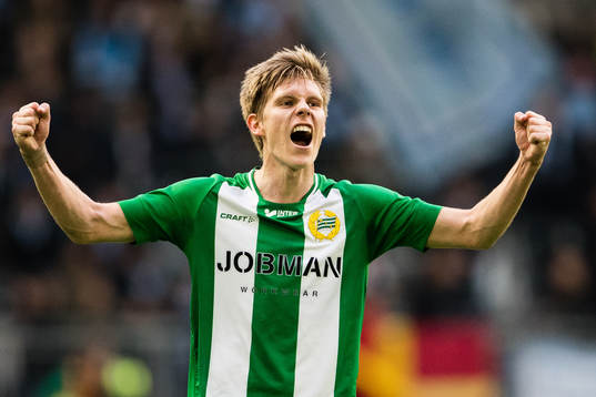 Hammarbys Aron Johannsson jublar