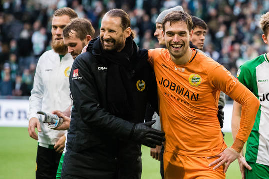 Hammarbys målvakt Johan Wiland och målvakt Davor Blazevic