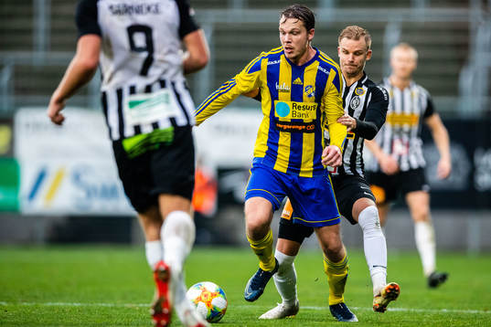 Eskilsminnes Jesper Larsson och Landskronas Jonathan Asp