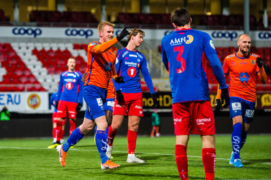 Torbjørn Agdestein of Aalesund celebrates