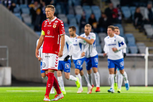 Kalmars Viktor Elm deppar
