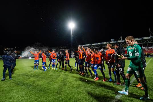 Lars Bohinen, head coach of Aalesund, and the rest of the