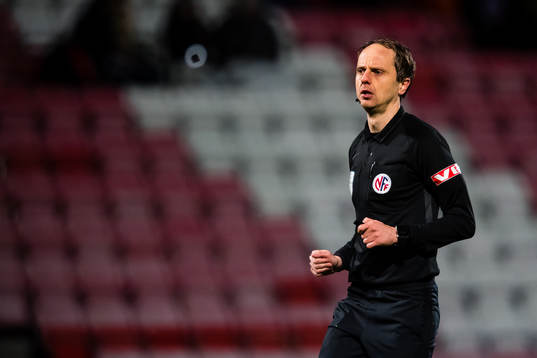 Jan Morten Tennøy, referee