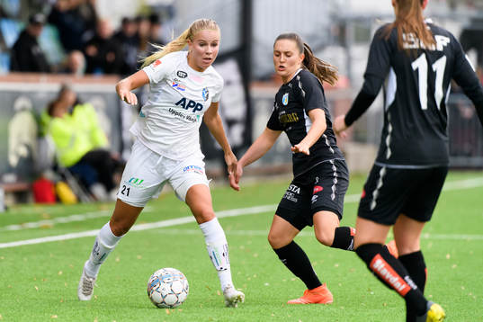 Växjös Stina Lennartsson och Göteborgs Vilde Böe Risa