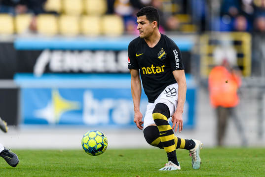 s Tarik Elyounoussi