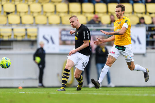 s Kolbeinn Sigthorsson och Falkenbergs Tobias Karlsson