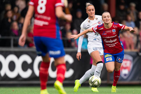 Rosengårds Sanne Troelsgaard och Vittsjös Tove Almqvist i