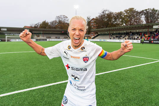 Rosengårds Caroline Seger jublar