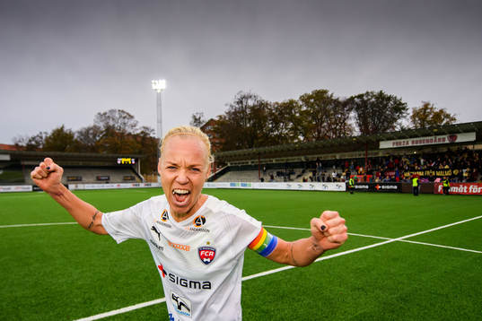 Rosengårds Caroline Seger jublar