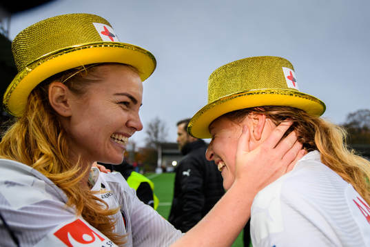 Rosengårds Glodis Perla Viggosdottir och Anna Anvegård