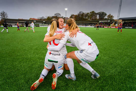Rosengårds Jelena Cankovic, Jessica Samuelsson och Anna