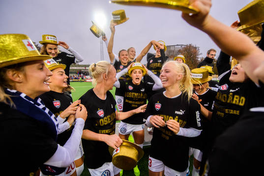Rosengårds spelare med Caroline Seger, Sanne Troelsgaard