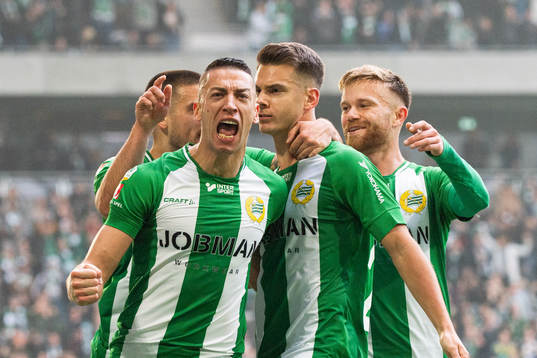 Hammarbys Alexander Kacaniklic jublar med Vladimir Rodic,