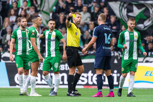 Domare Glenn Nyberg varnar Malmö FFs Felix Beijmo