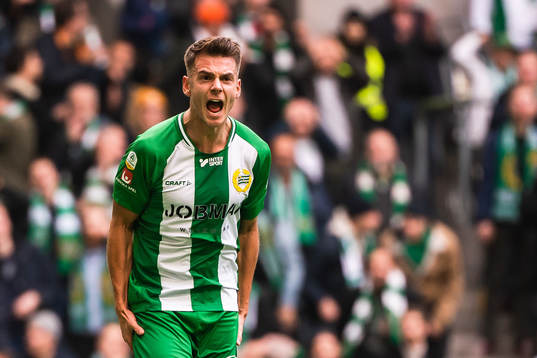 Hammarbys Alexander Kacaniklic reagerar