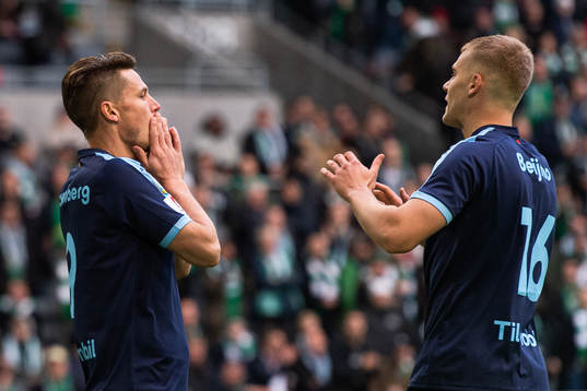 Malmö FFs Markus Rosenberg och Felix Beijmo deppar