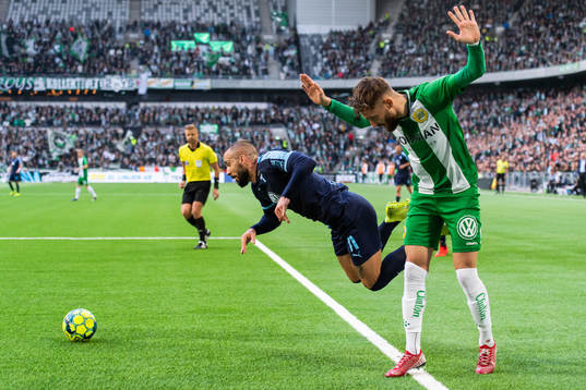 Malmö FFs Guillermo Molins faller