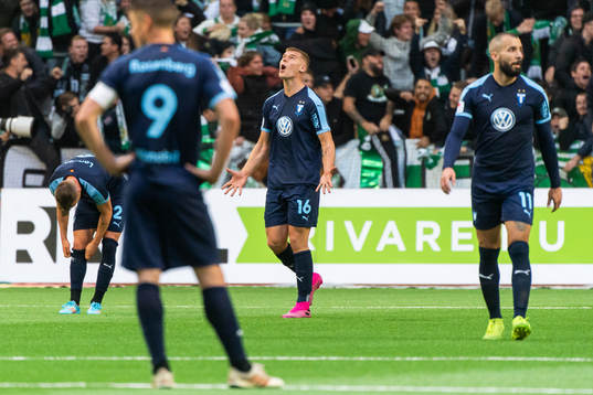 Malmö FFs Felix Beijmo deppar