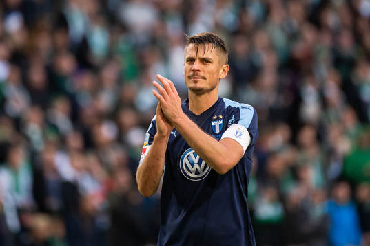 Malmö FFs Markus Rosenberg deppar och tackar publiken