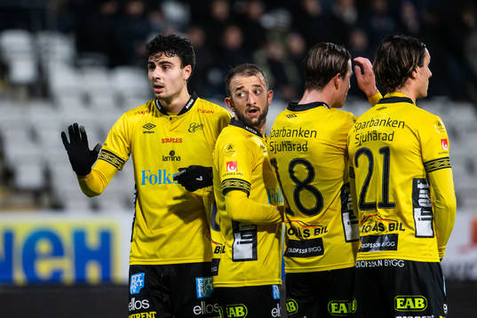 Elfsborgs Deniz Hümmet och Robert Gojani