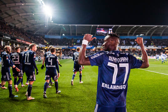 Djurgårdens Mohamed Buya Turay jublar