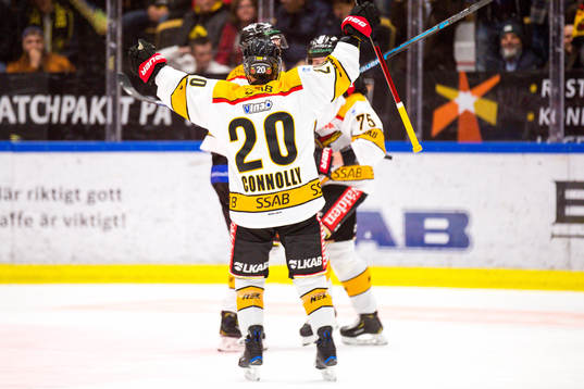 Luleås Jack Connolly jublar