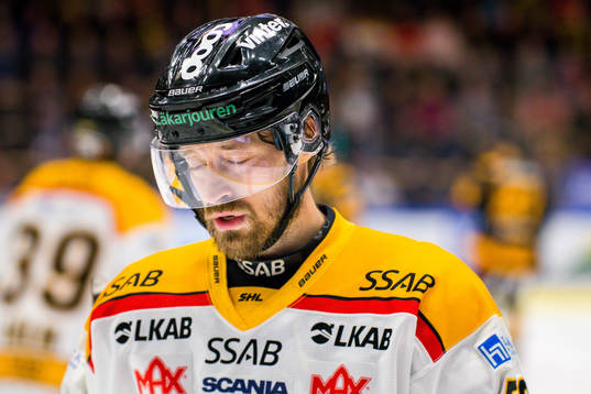 Luleås Daniel Sondell deppar