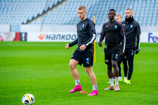Felix Beijmo and Bonke Innocent of Malmö FF
