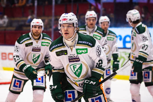 Färjestads Ville Leskinen jublar