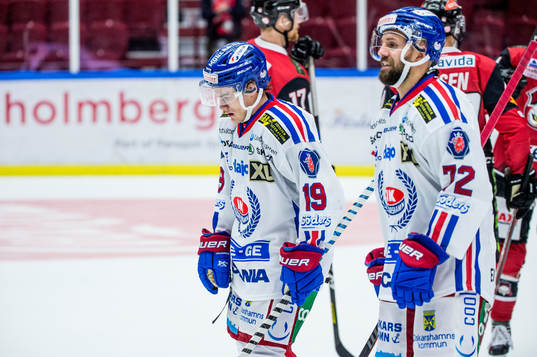Oskarshamns Tyler Kelleher och Felix Schütz deppar