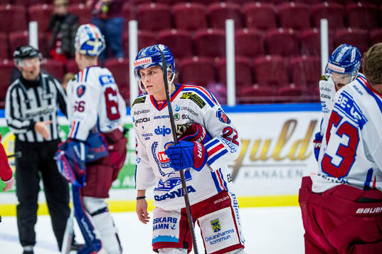 Oskarshamns John Dahlström deppar