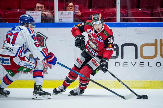 Malmö Redhawks Matias Myttynen mot Oskarshamns Emil