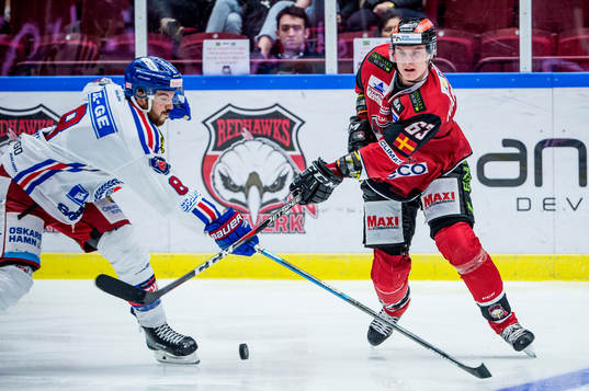 Oskarshamns Simon Després mot Malmö Redhawks Fredrik