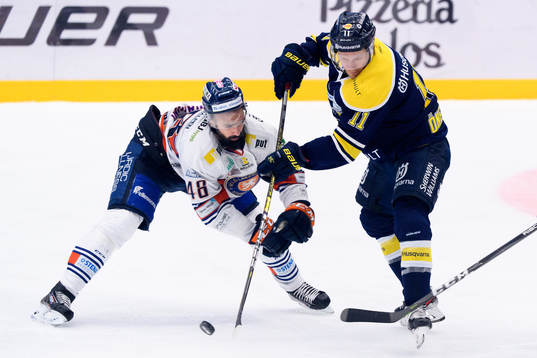 s Simon Önerud