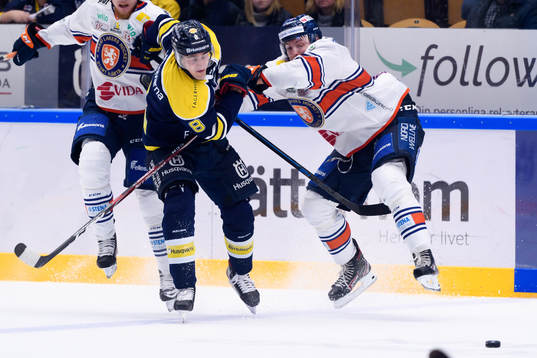 s Nils Andersson och Växjös Oliver Bohm