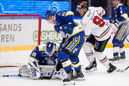 Leksands målvakt Janne Juvonen och Patrik Zackrisson och